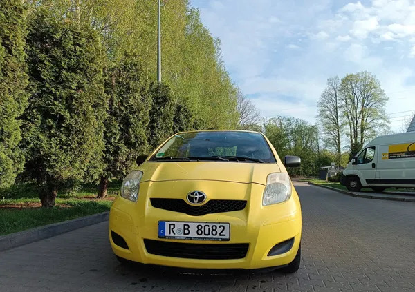 toyota dolnośląskie Toyota Yaris cena 12500 przebieg: 202153, rok produkcji 2009 z Mirsk